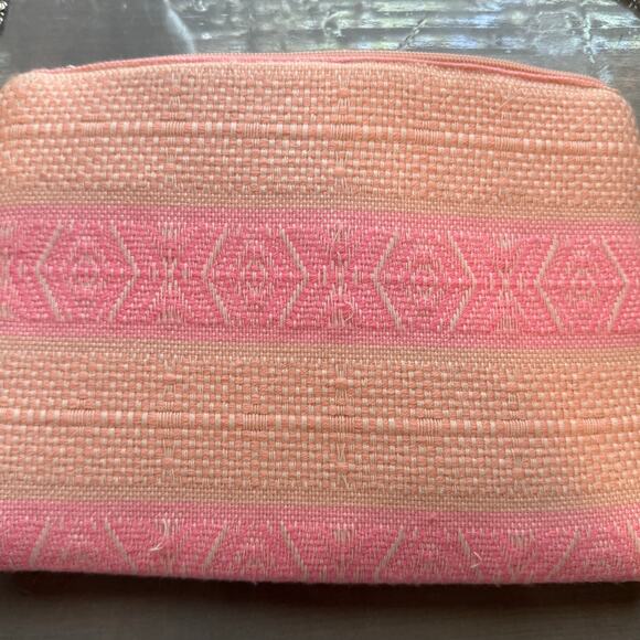 America & Beyond Pink Bling Eye Clutch NWT - Picture 8 of 11